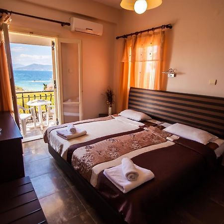 Hotel Ulrika Aegina Exteriér fotografie